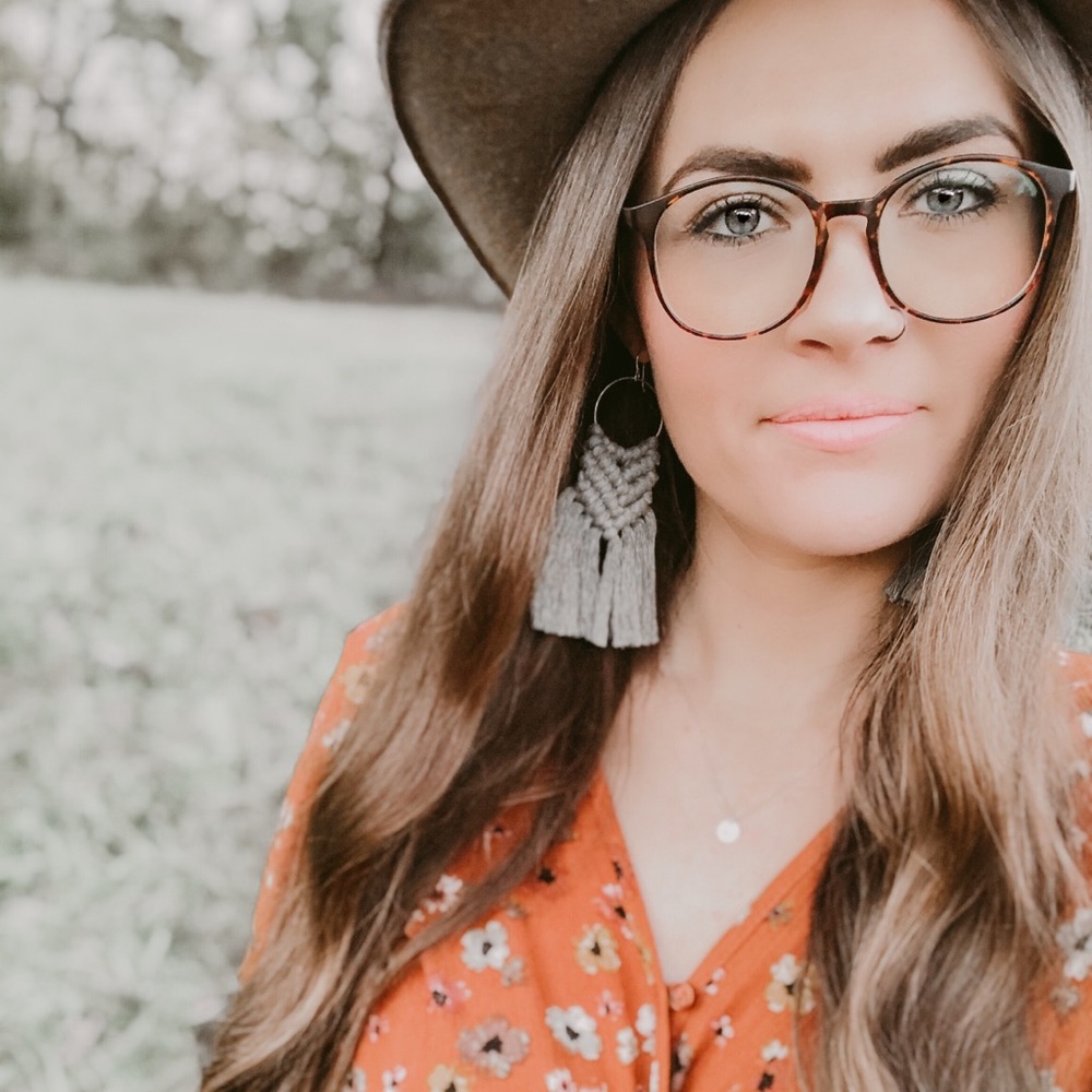 Meet your Posher, Angelea